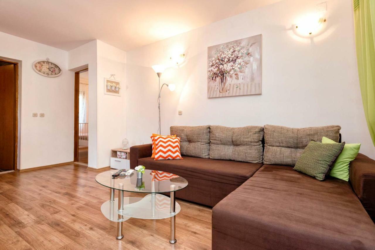 Apartmani Zlataric 斯塔里格勒 外观 照片