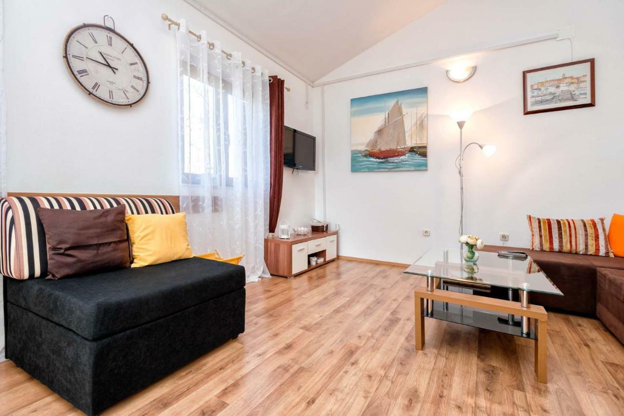 Apartmani Zlataric 斯塔里格勒 外观 照片