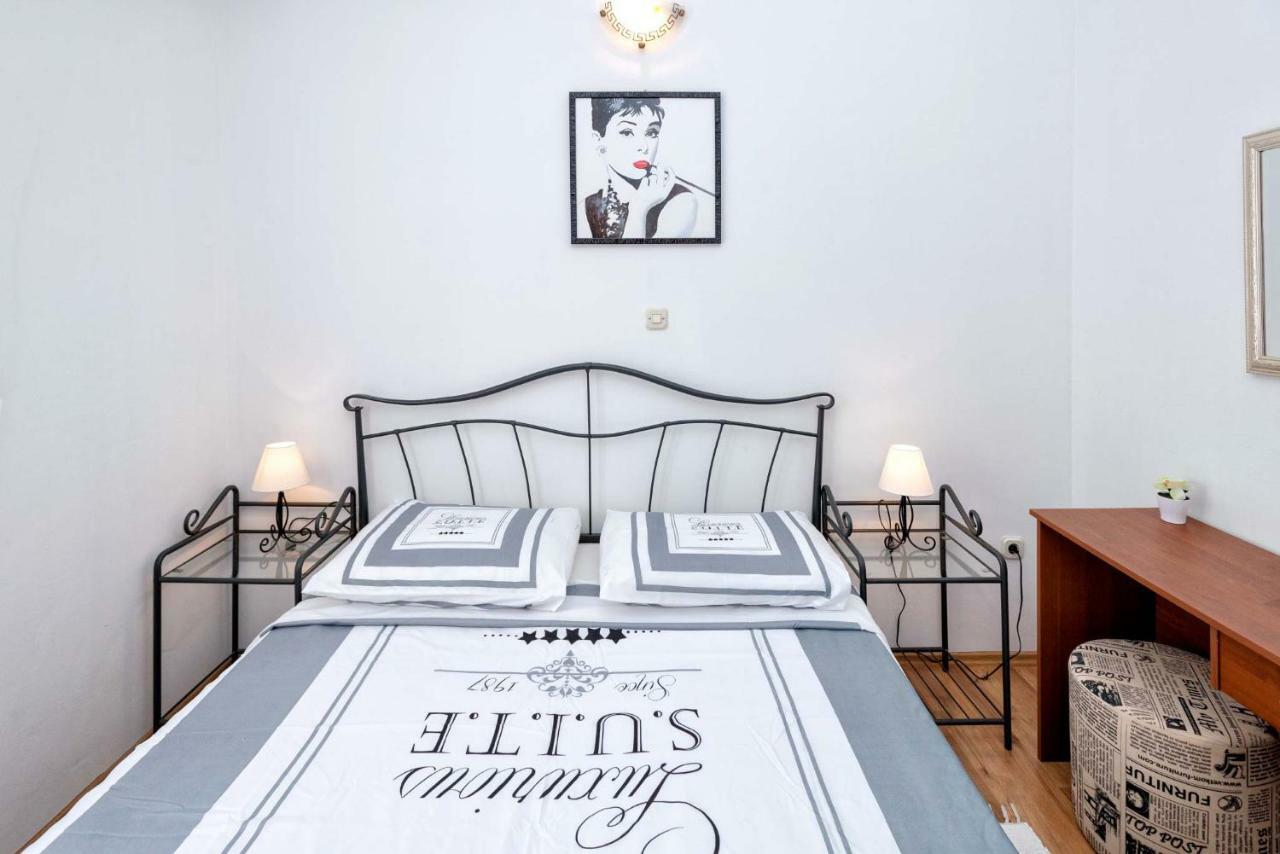 Apartmani Zlataric 斯塔里格勒 外观 照片