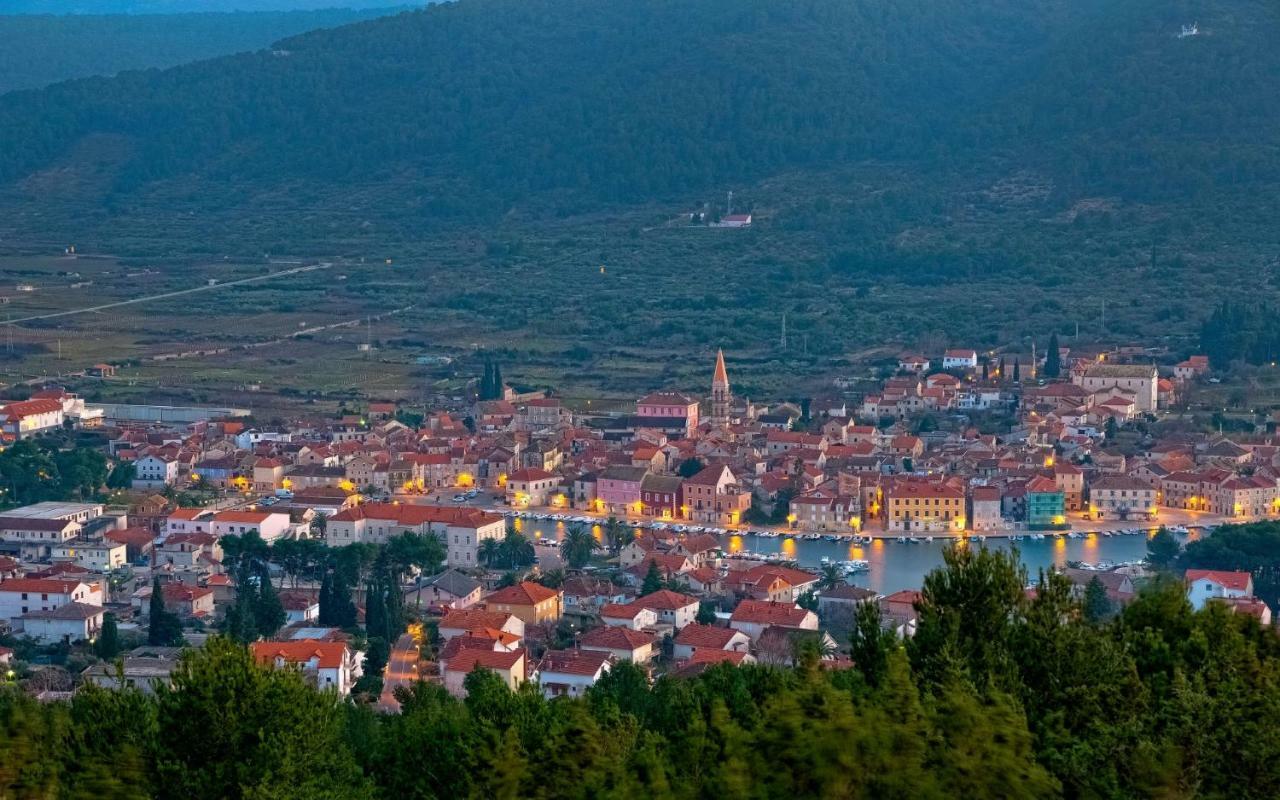 Apartmani Zlataric 斯塔里格勒 外观 照片