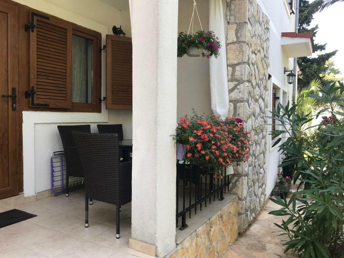Apartmani Zlataric 斯塔里格勒 外观 照片